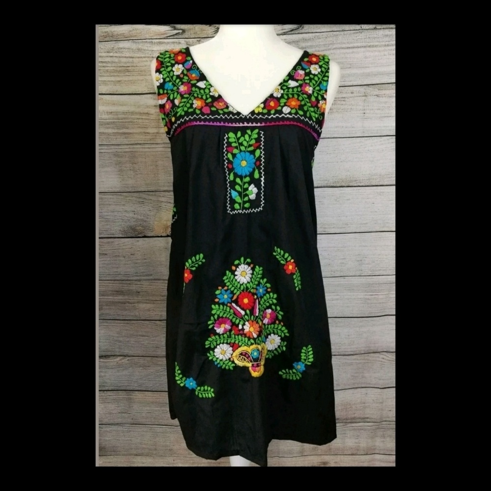 Santa Marguerite Embroidered Black Boho Dress